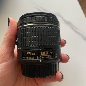 Nikon DX VR AF-P NIKKOR 18-55 mm 1:3.5-5.6 G